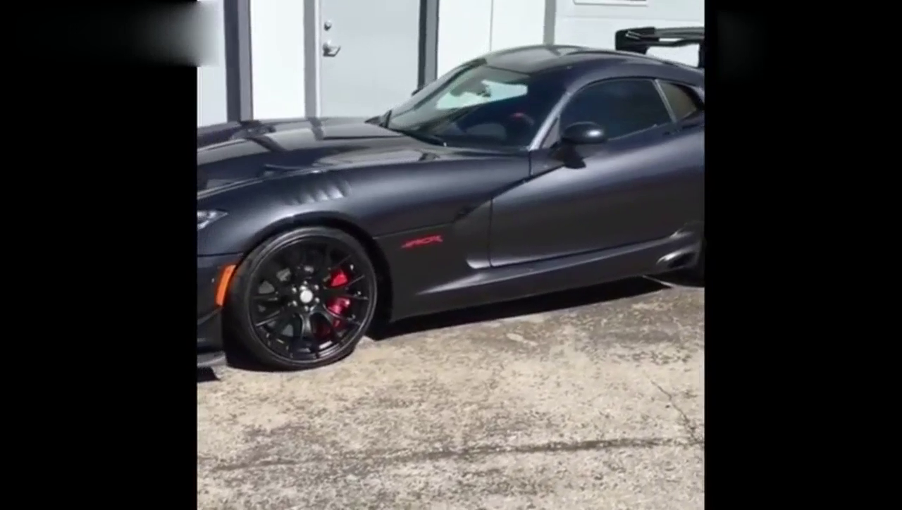 非常有实力的跑车，大尾翼大排量 很少有人认识这辆车