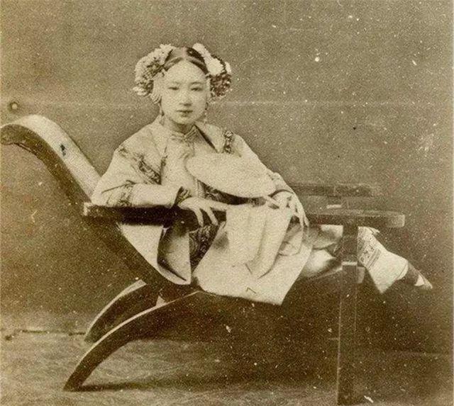 历史上的今天——1907年6月17日,杨翠喜案以瞿鸿禨罢官告一段落