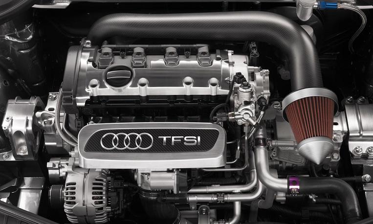 为啥多数国产车发动机上有盖板，合资车却很少见？原来差距这么大