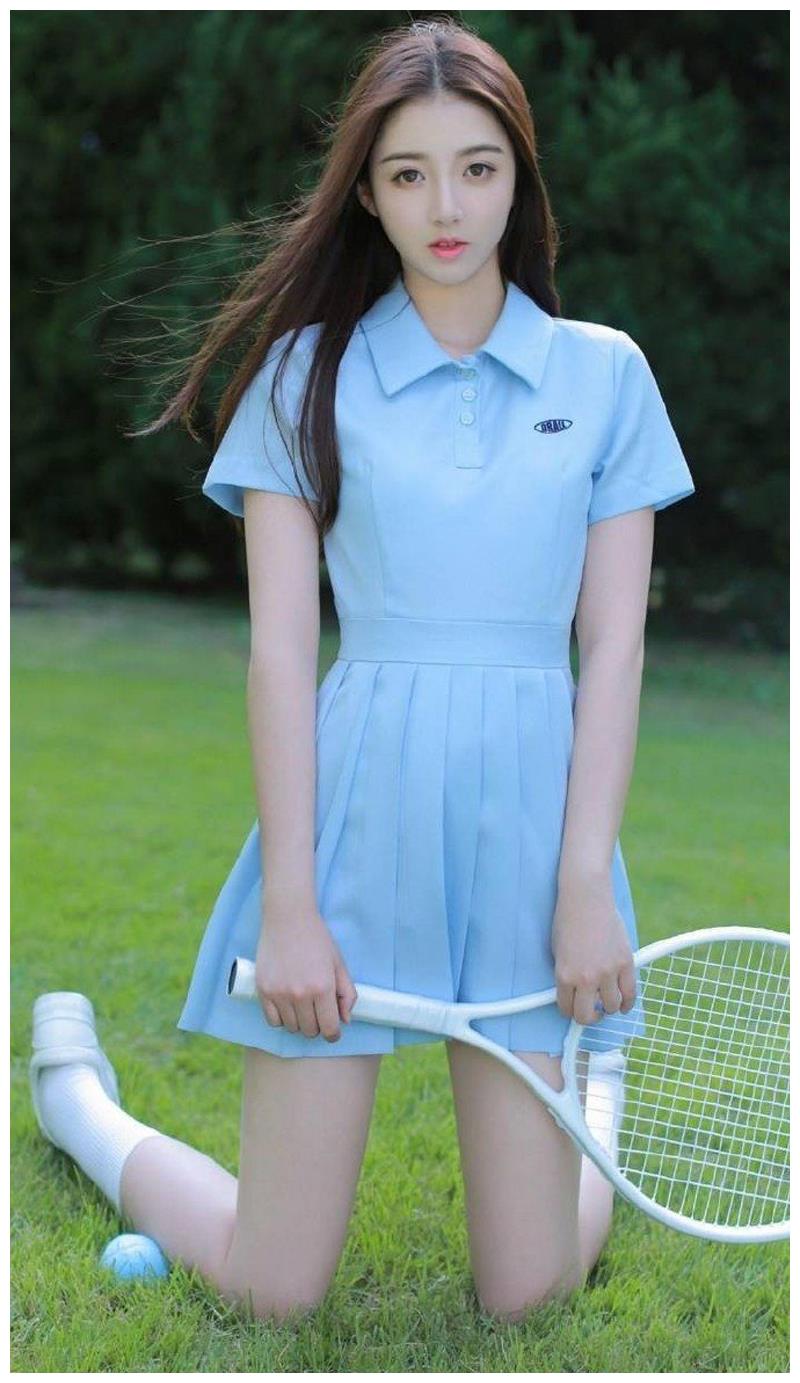 清纯校花美女网球制服性感迷人写真