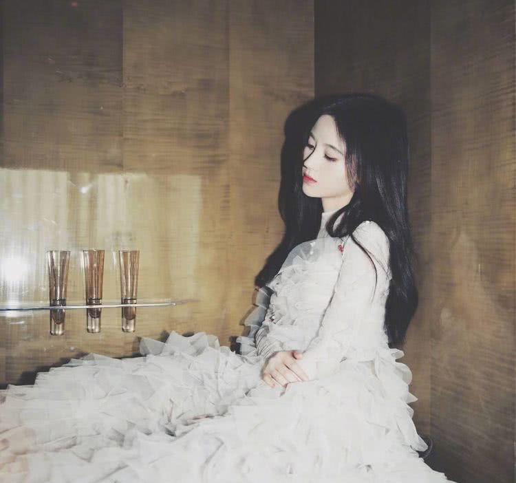 鞠婧祎婚纱_鞠婧祎婚纱写真(2)