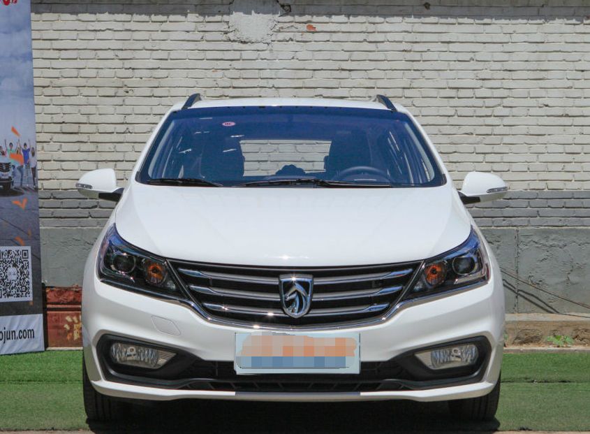 速递!新鲜的“5-10万两厢车“资讯全在这，看我就够了