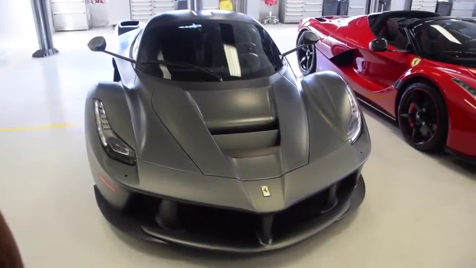 法拉利跑车欣赏,不同颜色的LaFerrari齐聚你选哪个色号