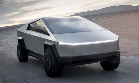 电动车开始瞧不起燃油车？特斯拉海报遭吐槽，网友：别高兴得太早