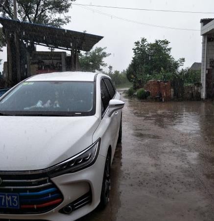 最新最全的“比亚迪“资讯都在这里，不容错过