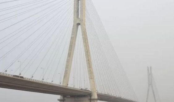 混凝土拉索桥运用了什么原理_斜拉索桥(3)