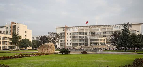 同里镇gdp2020多少亿_江苏200亿打造人造景区,不逊色同里古镇,预计收入60亿元年