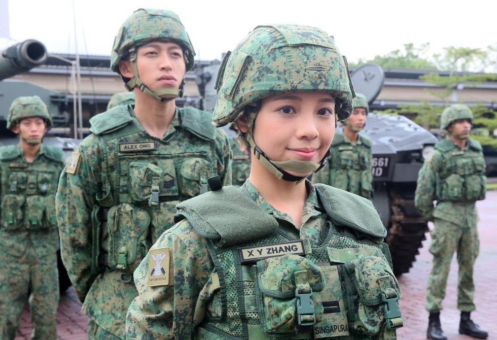 新加坡现役军队仅有7万，为啥没有国家敢动他?军事实力不容小觑