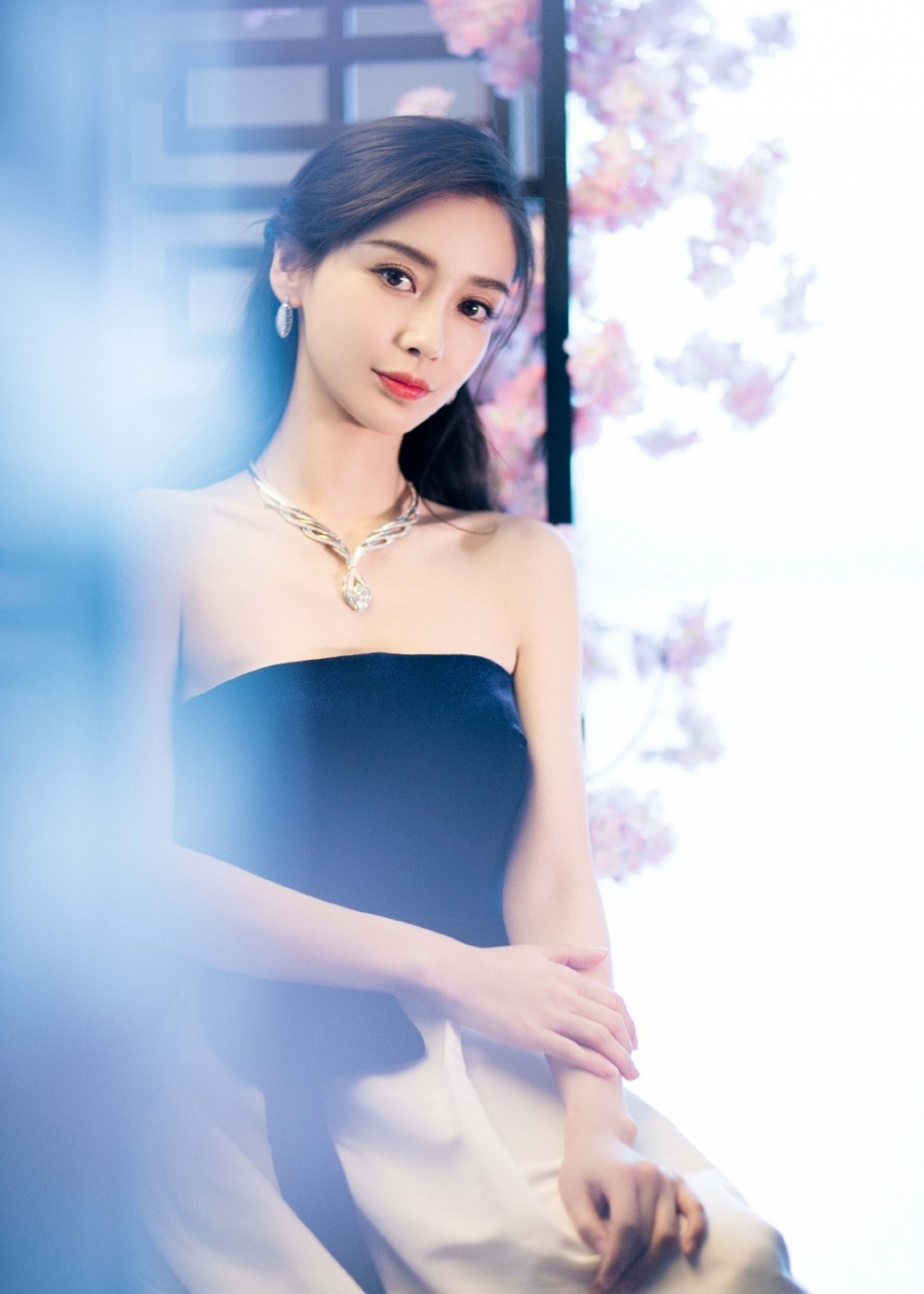 angelababy代言的珠宝,angelababy代言的衣服 名媛美女angelababy天生贵气珠宝丽人时尚精致写真