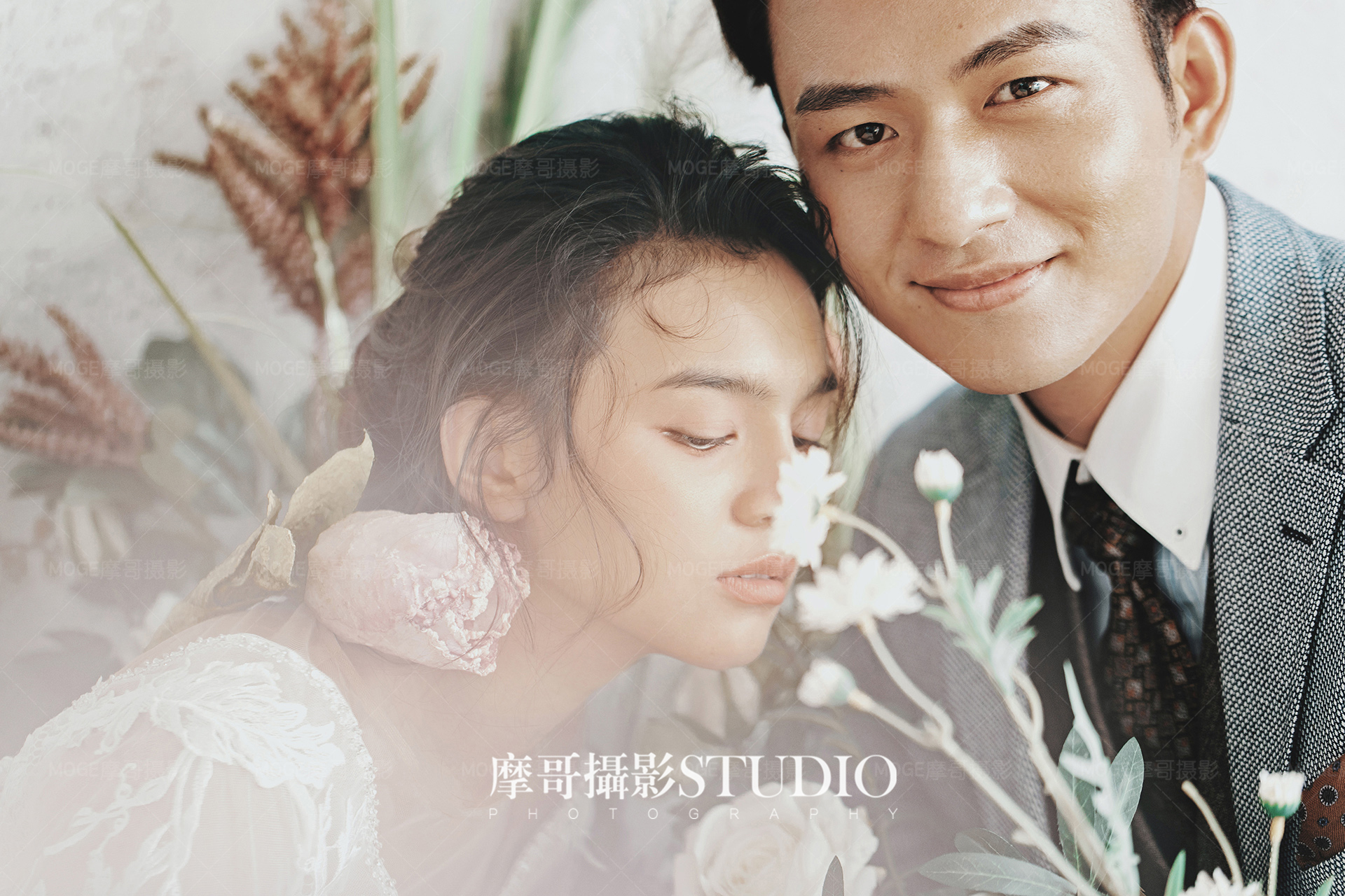 郑州婚纱摄影,拍摄婚纱照应该怎样笑?婚纱照拍摄表情控制小技巧