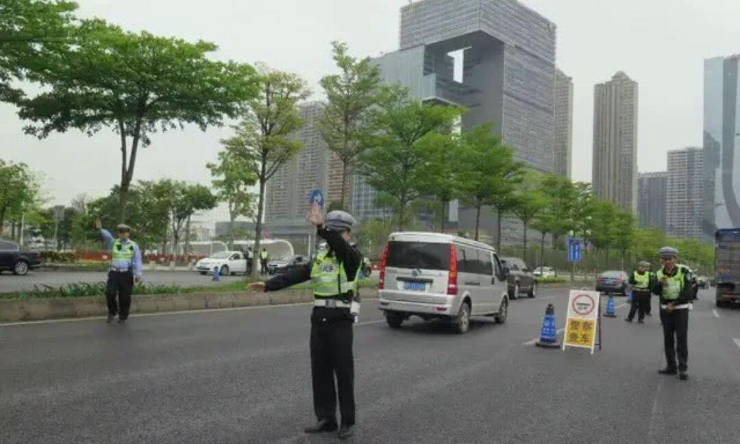 “电动车、摩托车禁行”能否推动汽车产业兴起发展。