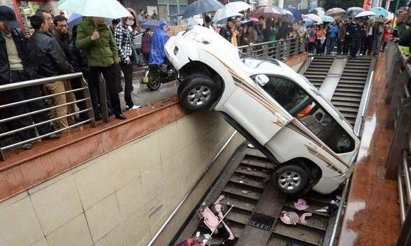 当车辆出保险时，这句话不能说，要不拒绝赔付还涨保费！