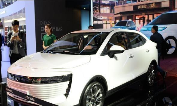 车企争相布局纯电小型SUV？