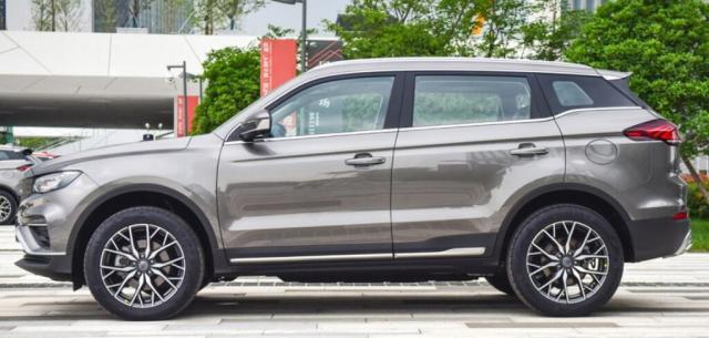 国六又一黑马SUV,自重1.7T,入门177匹+6AT