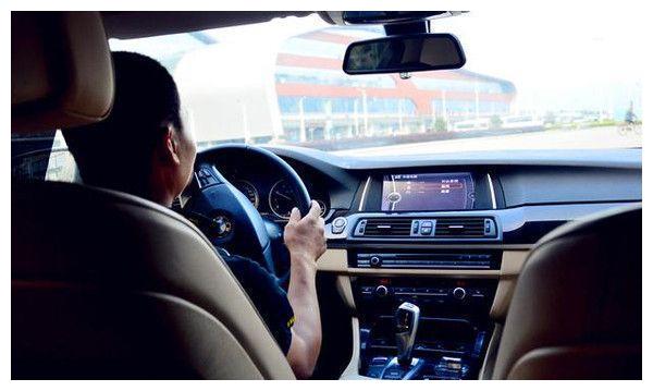 非纯电动禁止注册网约车 滴滴司机:再也不想跑滴滴了