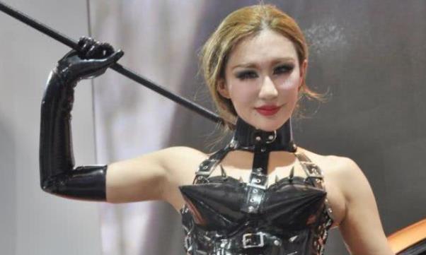 奇瑞放大招，请“猫女”站台，作风前卫，车友：围观它