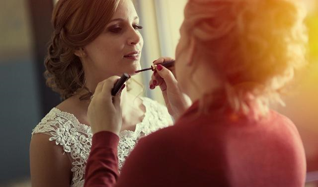 “扶弟魔”姐姐后来都过得怎么样三个过来女人说出了她们的现状