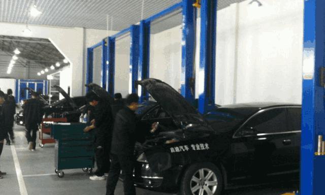 换机油就等于保养车子了？老司机：别傻了，不换这4个零件白费劲