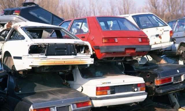 看完私家车“报废”新规，车主心凉了，新车还能开几年？