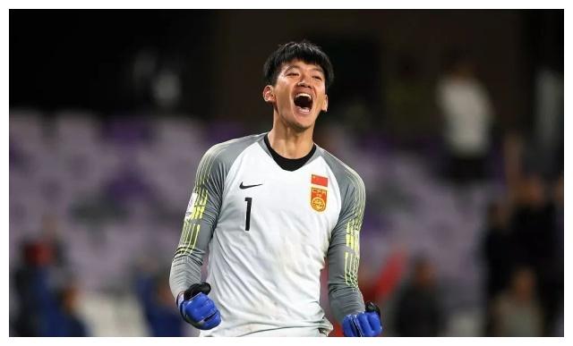 FIFA公布世界排名,法国队原地踏步,国足大步向