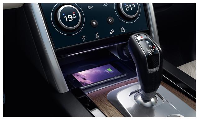 霸气来袭,2020款 路虎发现运动版 Land Rover Discovery Sport