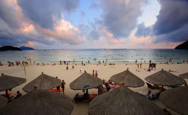 你觉得在三亚市当司机好干么 有没有路标 三亚的路好找么 (你觉得在三亚吗英语)