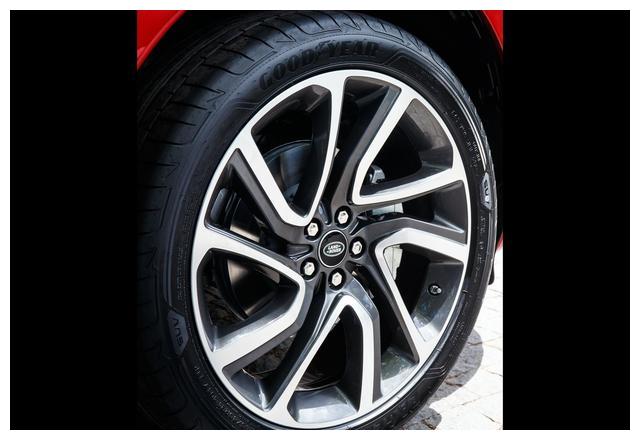 霸气来袭,2020款 路虎发现运动版 Land Rover Discovery Sport