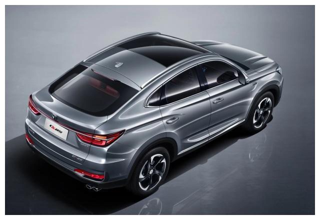 比X6溜背玩的还溜的SUV,内饰竟然还可以这样,不到12万