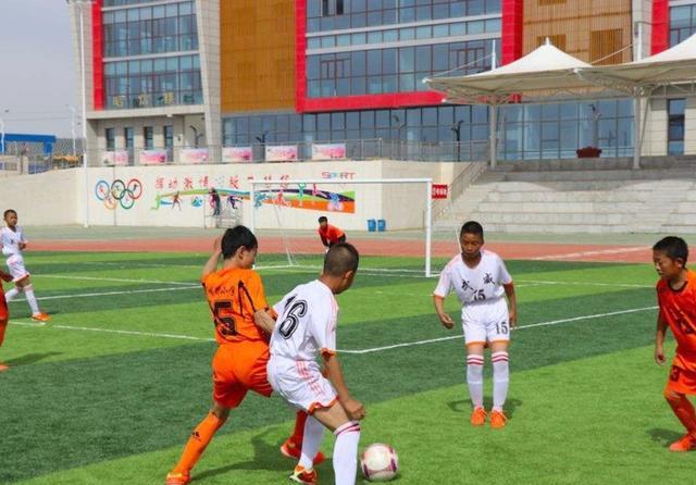中国足球的战绩惨淡,青少年足球教育的现状堪忧