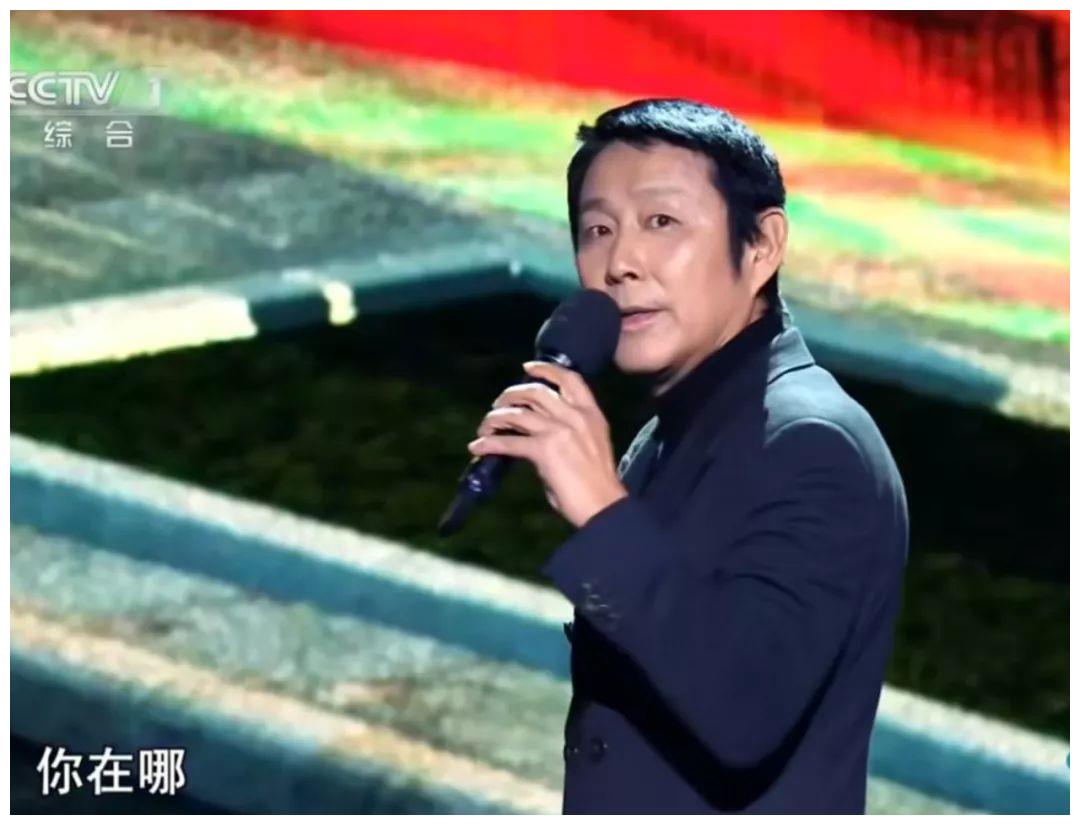 央视元宵陈道明泪目朗诵!宋春丽宝刀未老!56岁史可为家乡助威!