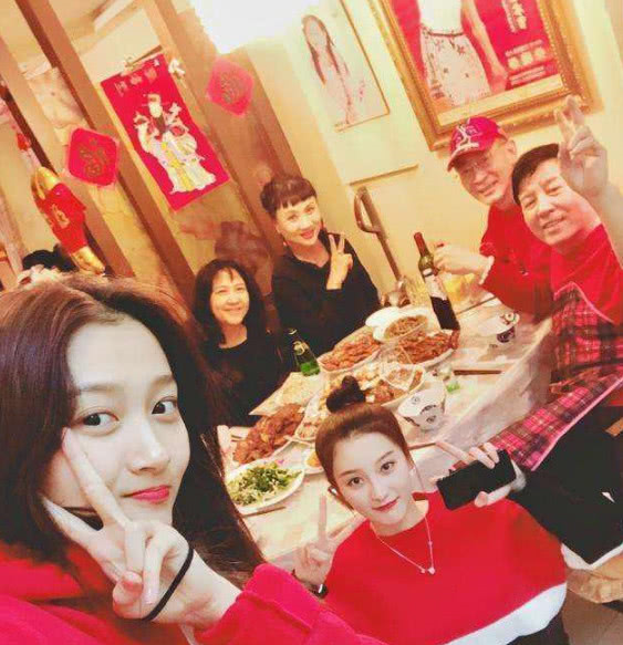 鹿晗想28岁结婚,关妈妈说女儿25岁结婚,关晓彤霸气回复