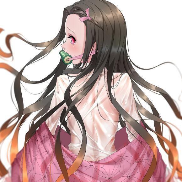 鬼灭之刃:善逸隔着竹筒亲了祢豆子