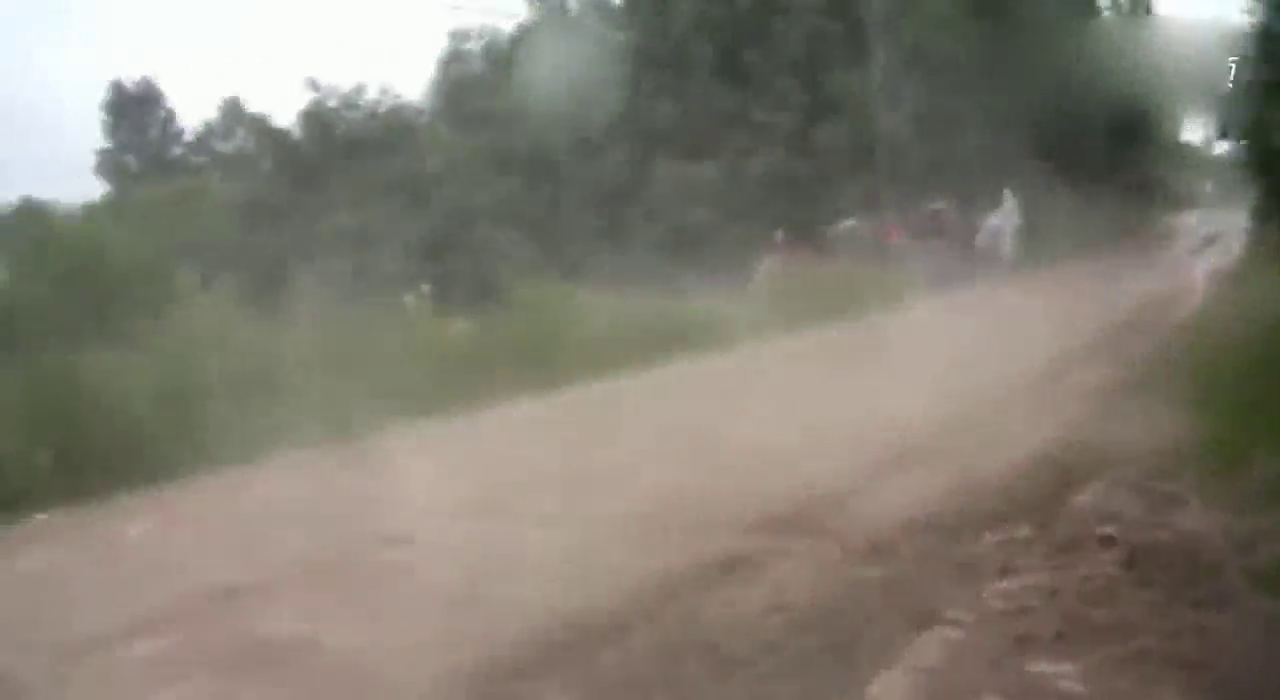 WRC的赛车到底有多牛？一组避震能买一辆车，落地都不带弹的