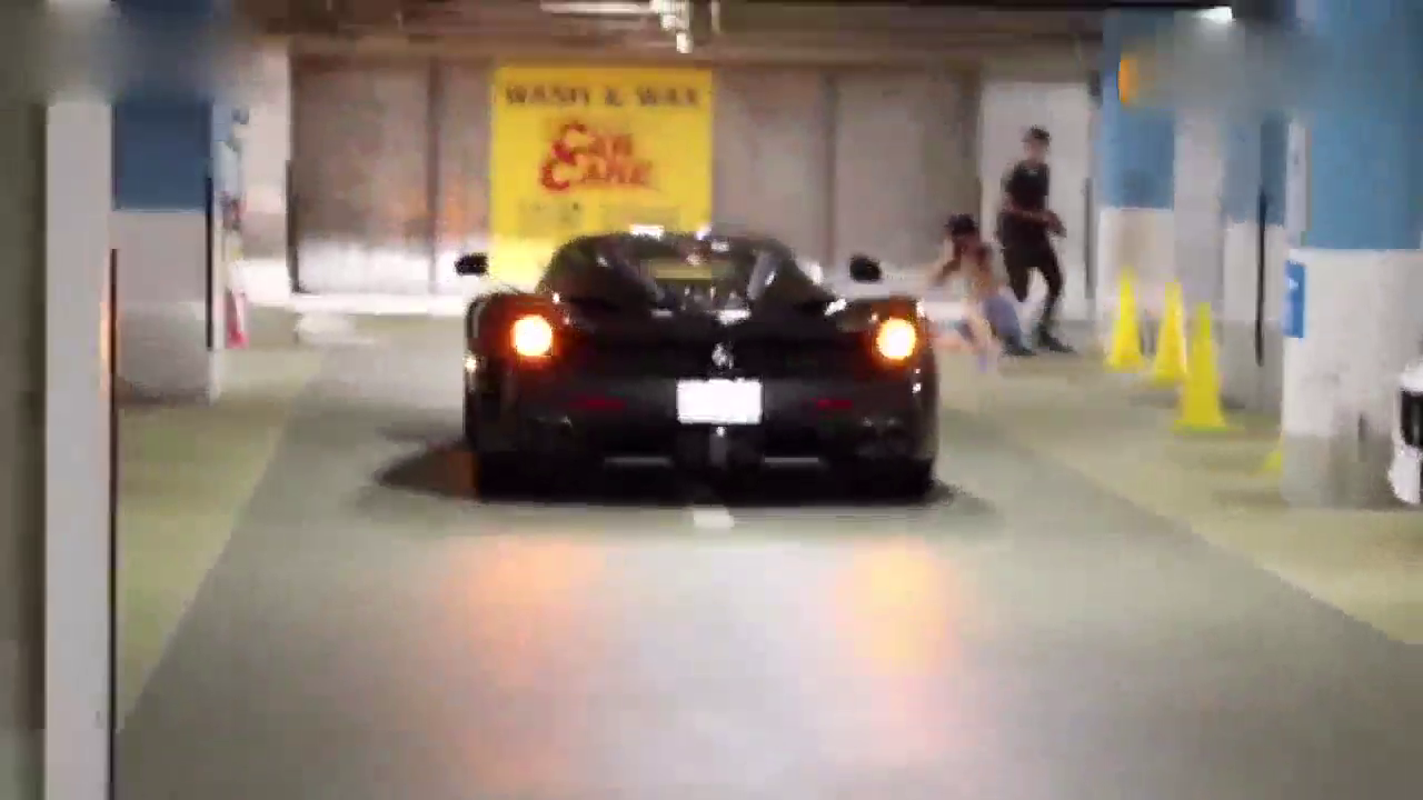 不都全是改装车 东京街拍各式超级跑车