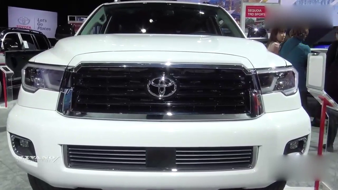 2018款丰田红杉车展亮相，看到霸气外观和超大空间后决定放弃陆巡