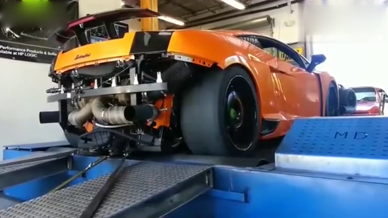 兰博基尼车主都不知道的秘密，拆开后壳才明白这台跑车的霸气