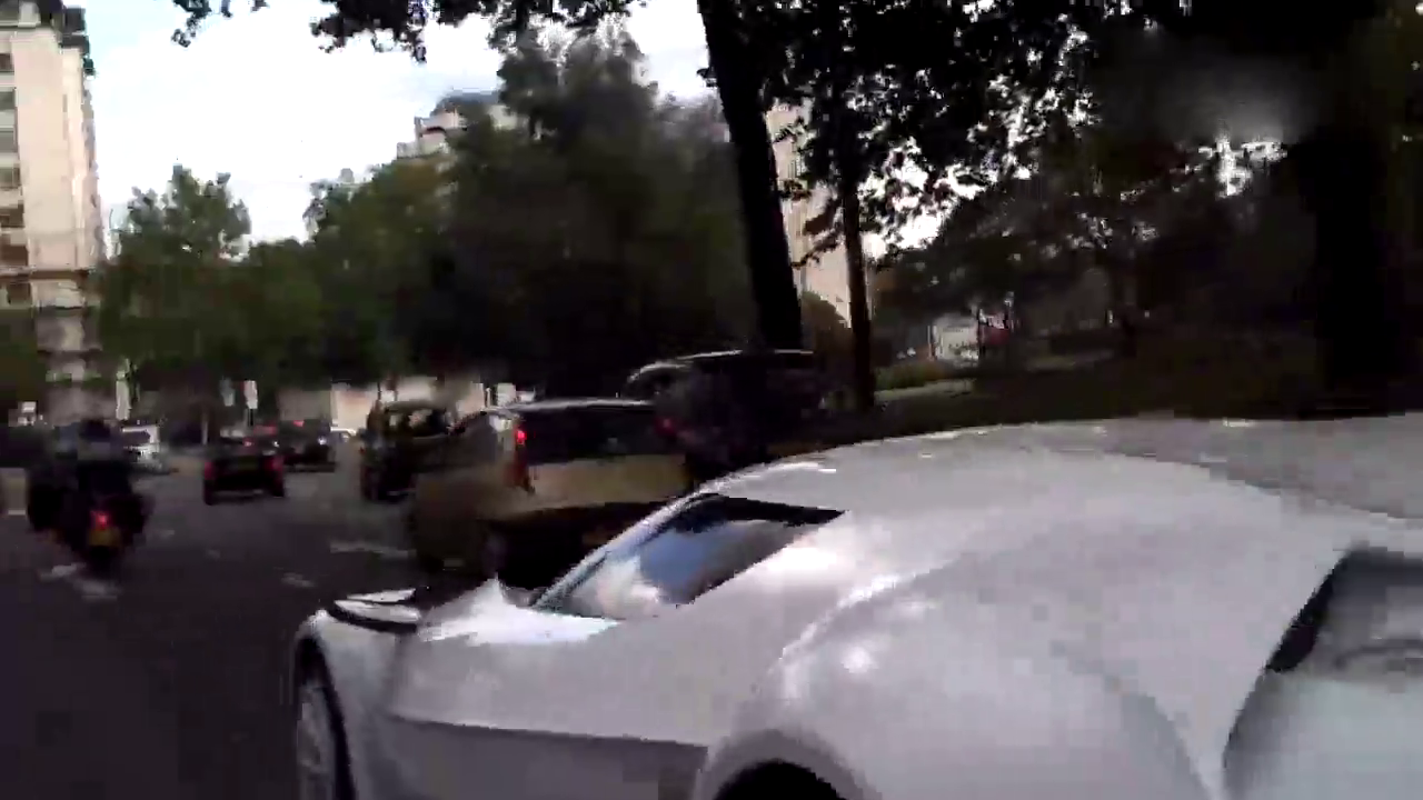 超罕见雪铁龙GT跑车上街 这造型绝对的赚足回头率