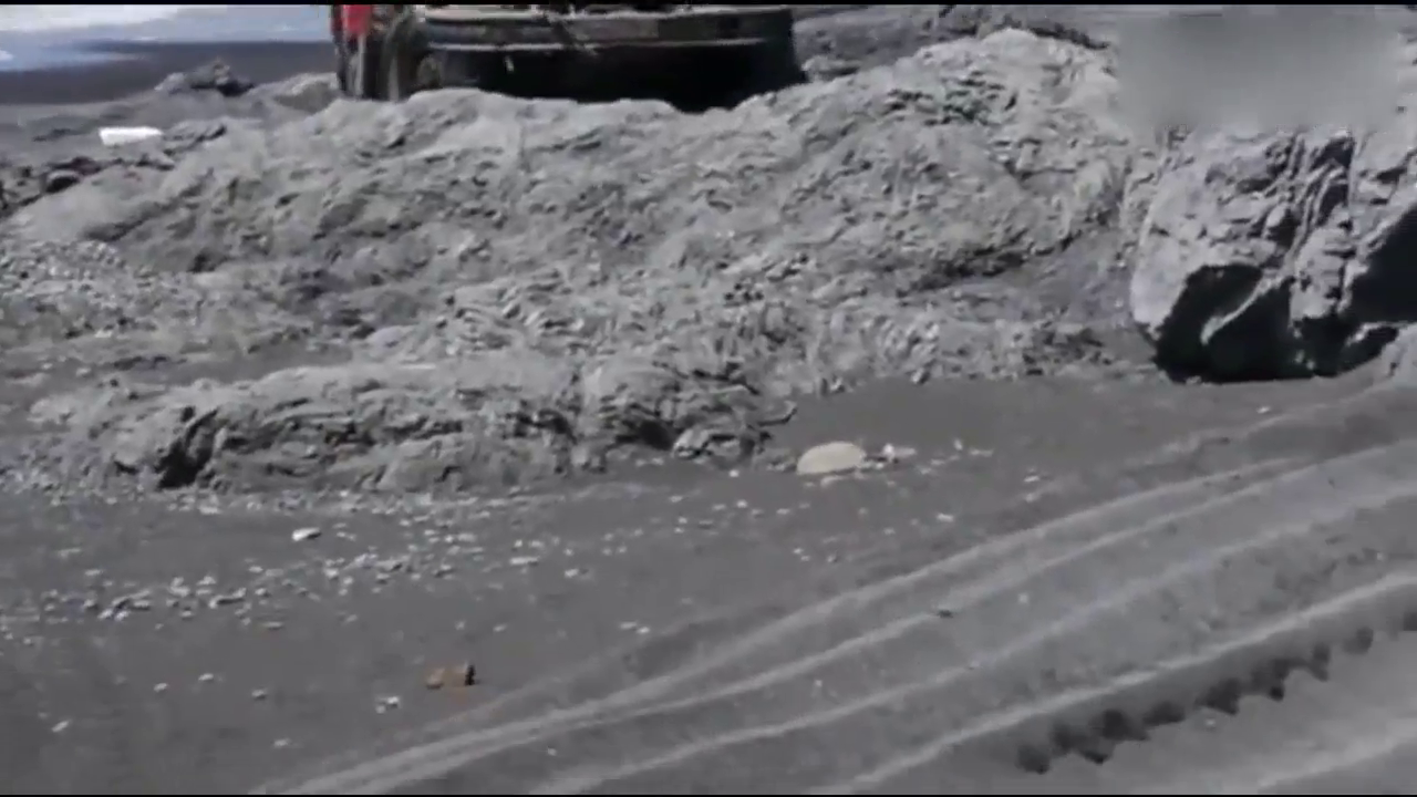 这车不一般的牛！不愧为战斗民族的越野卡车，性能逆天