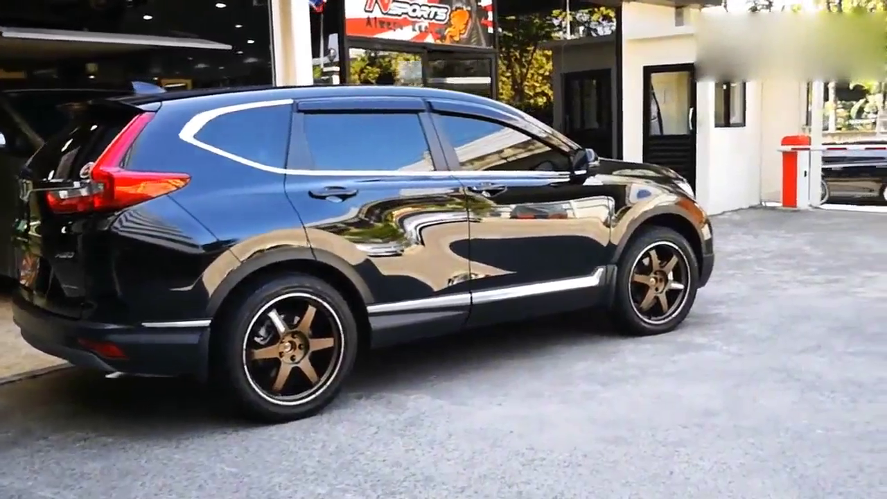 SUV也能驾驭跑车轮毂，本田CRV改装轮毂效果展示