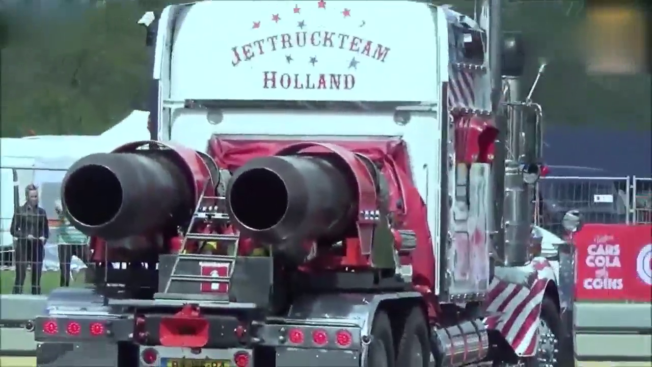 太失望了，卡车装这么大的发动机，竟然没能起飞