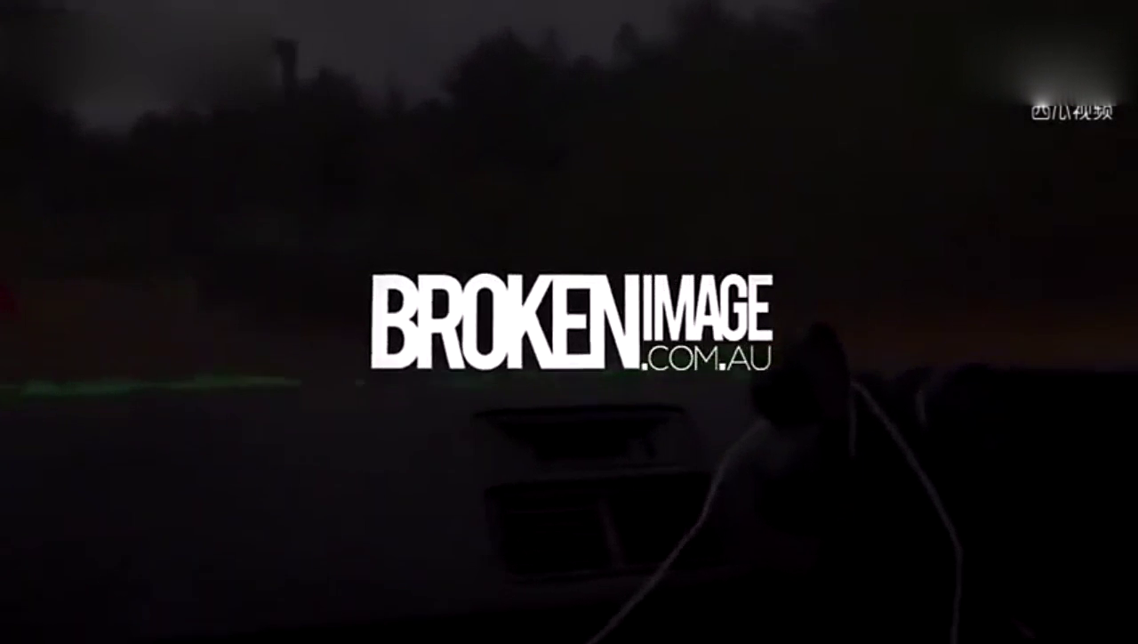 监控实拍：高手驾驶丰田86跑车漂移下山