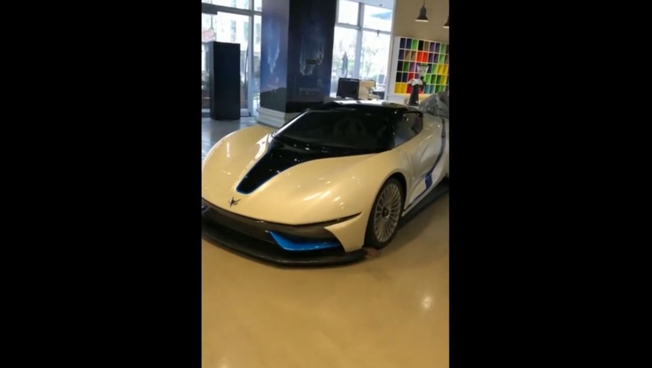 中国自主研发的超级纯电动跑车“北极狐”  支持国产