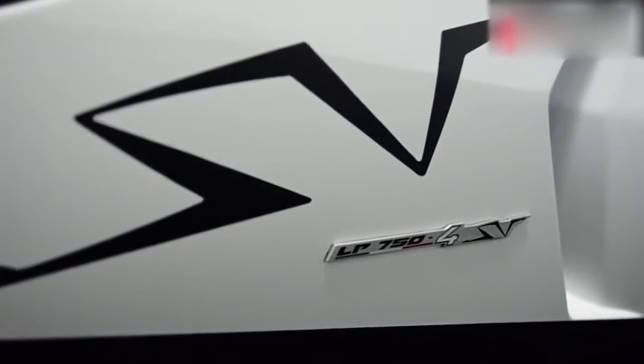 国外兰博基尼4s店跑车内外静态试驾