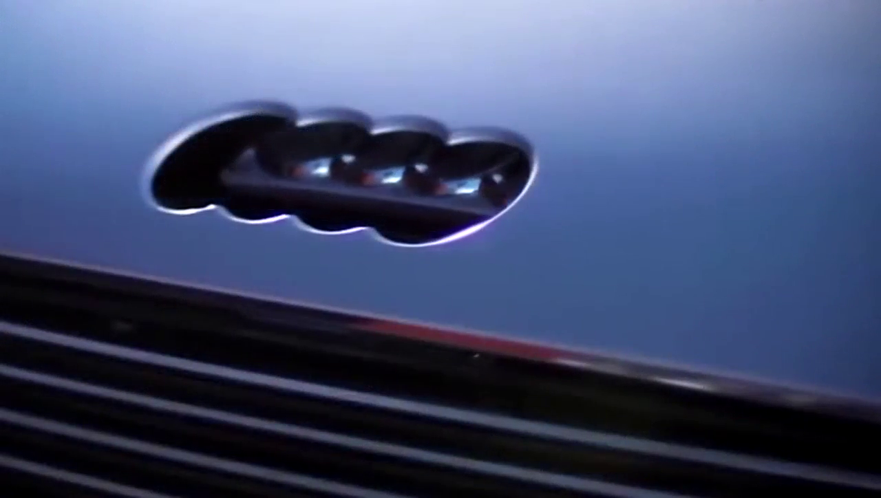 车标隐藏的时候 我才知道奥迪跑车有多么的人性化