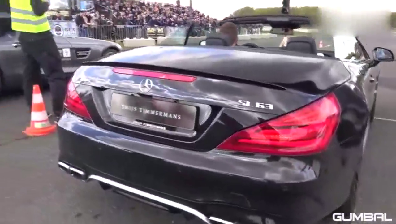 两跑车第一次参赛，起步瞬间连裁判都傻眼了！