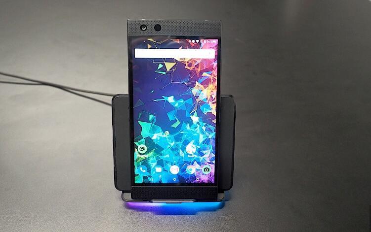 雷蛇新款电竞手机型被曝2019年上市