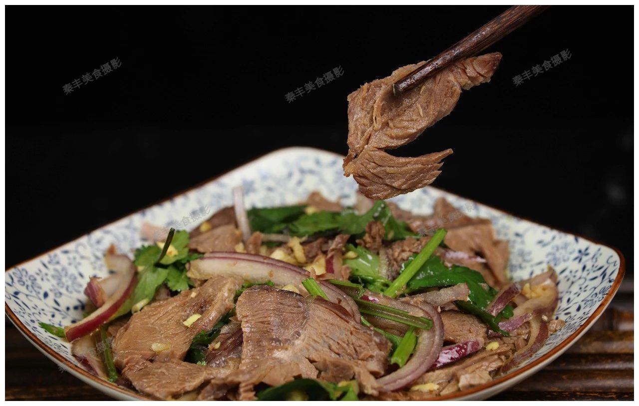 香辣刺激,口口留香,自己在家也能做的完美下酒菜凉拌牛肉!