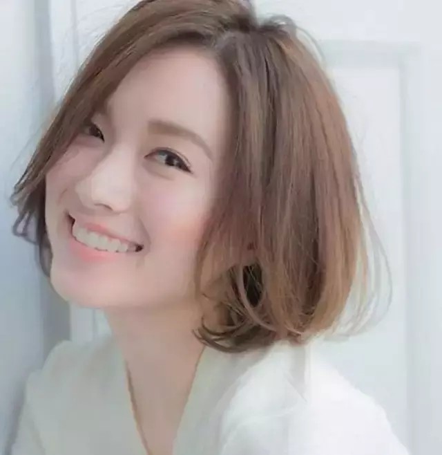 2019减龄发型来袭，非韩式短发发型莫属，真的好时尚又前卫