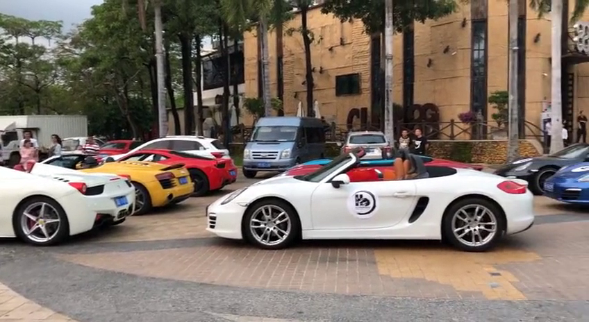 三亚跑车俱乐部聚会，国内这样的活动真少见