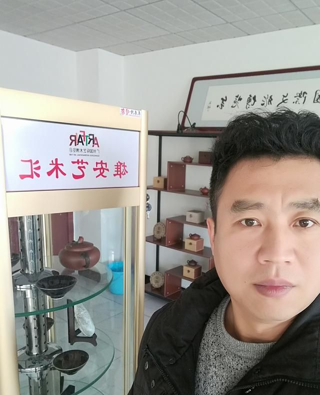 从“破烂章”到“国际章”——章子怡情史路之风情万种
